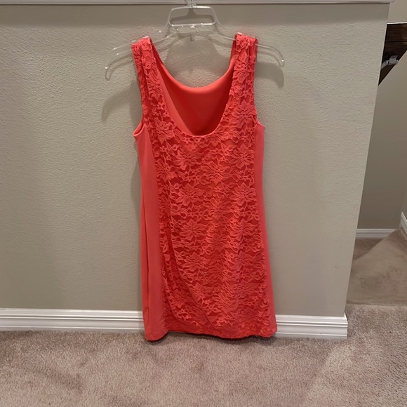 A coral flower printed dress. - Picture 2 of 3